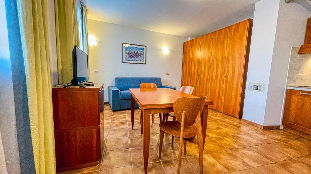 Appartamento Smith Arneis - Affitti Brevi Italia Bardonecchia Luaran gambar